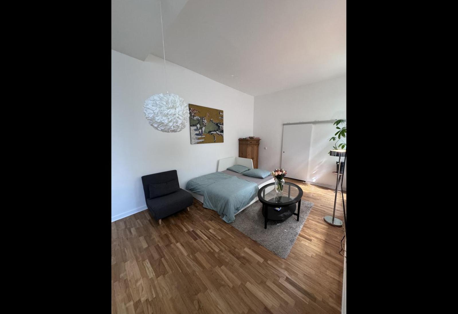 Cosy & Flat Near Center *